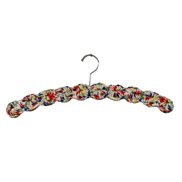 Vintage Colorful Crochet Hanger - Picture 6 of 6
